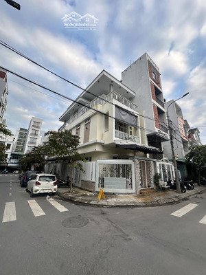 duy nhất 1 căn góc 2mt 3t full nt kiên cố 105m2 mt6m khu phố hàn quốc+tây cách biển 100m sẵn 50tr/t