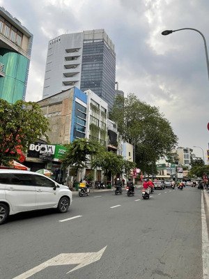 siêu phẩm - mặt tiền đinh tiên hoàng. đa kao. q1 - cấp 4 xây mới : hầm 8 tầng ( 8 x 18m ) - 38,5 tỷ