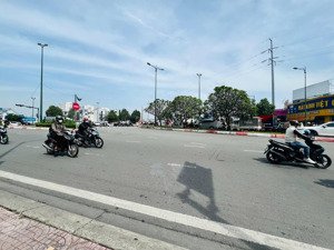 nhà hiếm góc 2 mặt hẻm đường số 8 linh đông trung tâm thủ đức nhà mới xây đẹp giá chỉ nhỉnh 6,x tỷ!