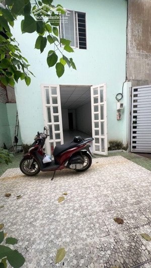 nhà cũ tiện xây - 84.8m2 - 10m ra hxh - 9x tỷ - hẻm thông sát mặt tiền