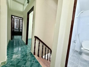 hẻm ô tô - vài bước ra mặt tiền kết cấu btct trệt lầu kiên cố - 2pn 2wc - cho thuê được 10 triệ