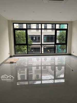 cho thuê tầng 1&2 shophouse khu sao biển vinhomes ocp1