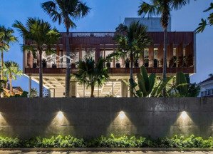 cần bán siêu biệt thự đẹp gần xuân thủy, t. điền , quận 2, dtcn gần 540 m2 giá chỉ 148 tỷ