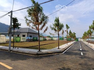 lô đất vip cạnh khu cnc hoà lạc tại đồng trạng cổ đông sơn tây, view hồ tân xã, đường 3 ô tô tránh!