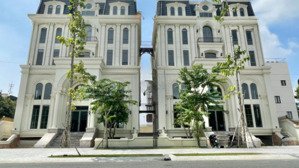 hạ 15 tỷ bán gấp, biệt thự góc 2mt nguyễn văn kỉnh view công viên, 26 x 20, 415.3m2, chỉ 70 tỷ bán