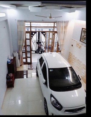 * bán nhà 4 tầng,trung tâm quận 7,dt:4,5x14,oto ngủ trong nhà,sẵn dòng tiền 36tr/th,giá:8,5 tỷ