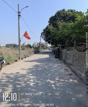 bán đất bìa làng, oto tránh. 1,7km tới vin cổ loa, cầu đông trù. bán kính 100m chợ, trường học
