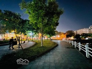 biệt thự sài đồng - full nội thất vị trí đẹp giá tốt - bán nhanh trước tết