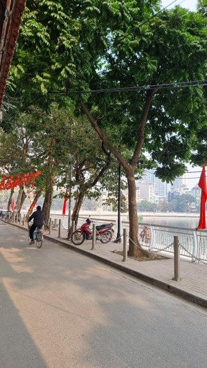 mặt phố đặng tiến đông- view hồ đoạn vip nhất- 55m2 sổ nở hậu 4cm- 5tầng- giá nhỉnh 36tỷ còn tlượng