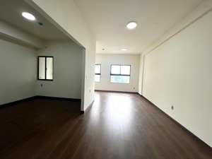 chính chủ cần chuyển nhượng căn hộ ehome southgate, 51m2, sổ hồng sẵn, nhà mới 100%. hỗ trợ vay