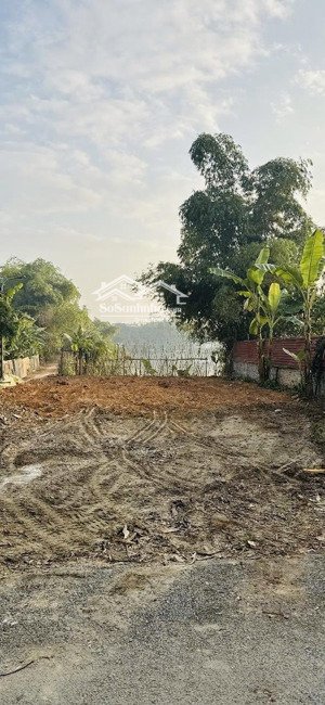 bán đất views hồ thị trấn hợp hòa , 2 mặt tiền siêu đẹp giá chỉ hơn 3 tỷ