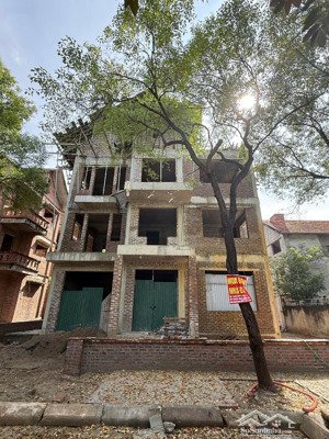 bán biệt thự 300m2 tại khu đô thị hà phong