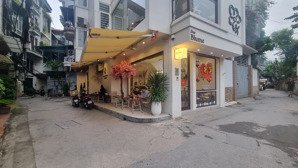 bán nhà khu vực nghĩa đô, cầu giấy, dt 123 m2, ô tô vào nhà, giá 30 tỷ 5.