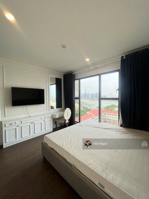 cho thuê căn hộ saigon royal, 42 triệu, 115m2, 3pn, 2wc, đầy đủ nội thất