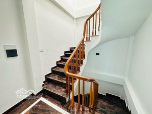 một ngôi nhà một cuộc sống đáng mơ giữa đống đa