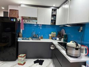nhà gác lửng đúc 2 mặt kiệt gần nguyễn phước nguyên