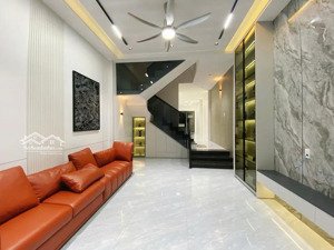 nhà 3 tầng vip mặt tiền khu vực hòa cường, hải châu, đà nẵng