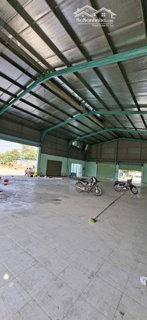 chính chủ cho thuê xưởng nguyễn văn quá.dt 1000m/45tr