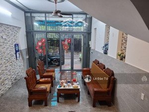 nhà 2 tầng đẹp 3pn đồng trí thông tôn đức thắng giá 5.4 tỷ