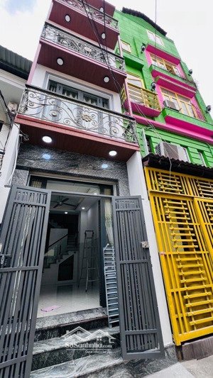 nhà 4 tầng 4 pn hẻm xe hơi - tân mỹ q7-bê tông đúc -cách cổng đại học marketing 500m -40m2 -7,2 tỷ