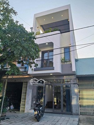 [ duy nhất ] nhà đẹp 3 tầng mt lê thạch đường 7m5 | gần bến xe _ đh duy tân