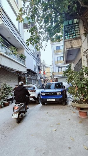 bán nhà dân xây 6 tầng ô tô, kd ngõ thông, hàng xóm biệt thự ngoại giao đoàn 9.5 tỷ. 