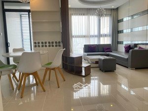 trống sẵn căn 2pn 103 m2 view landmark 81, giá 22tr thương lượng cho khách thiện chí. lh 