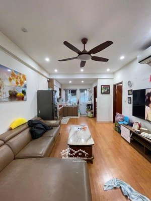 bán cc 70m2, 2pn, 2wc, 4,5 tỷ tại thạch bàn, long biên, hà nội