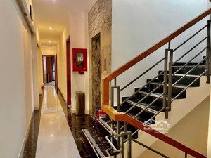 bán chdv hẻm 8m quang trung ngang 6.7m 134m2 6 lầu 21pn t.máy dt 115tr 26 tỷ gần chợ. 