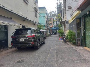 duy nhất. nhà mt yên đỗ, bình thạnh. dt 4,5x12m vuông vức + khoảng sân 30m2 giá 9,6 tỷ tl