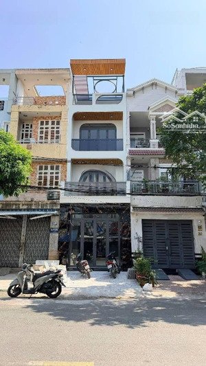 khu vip- mặt tiền đường số q4- 40m2- 4x10m- 4 tầng đúc- ko lộ giới- chỉ 11 tỷ nhỉnh