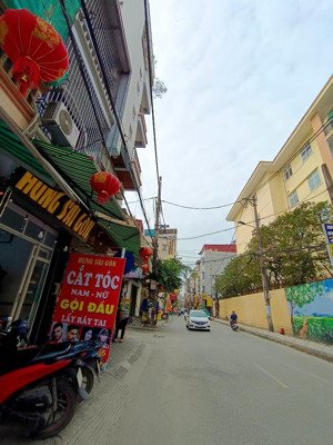 nhà đẹp kđt xala, hà đông 45m2 , 5tầng giá 13tỷ. ôtô dừng đỗ ngày đêm