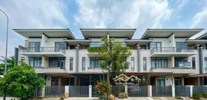 cần bán gấp nhà phố lavila kiến á 5x17.6 3 lầu 4pn 4wc đầy đủ nội thất sh giá 14tỷ tl thật 100%