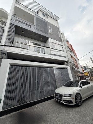 bán nhà hxh 7m đakao q1 - đông đúc khách tây - ngang 9m có thang máy - dưới 300tr/m duy nhất tại q1