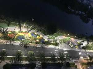 mr.trung - bán gấp ch d''lusso 2pn - 2wc 68m2, view hồ bơi, nội thất cđt. chỉ 5.85 tỷ bao thuế phí