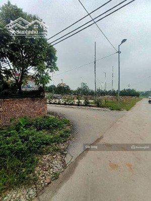 bán 870 m đất vuông đẹp đường ô tô trung tâm xã duong quang gia lâm