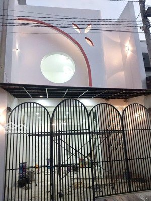 chính chủ bán gấp căn nhà vừa hoàn thiện - đón tết 2026