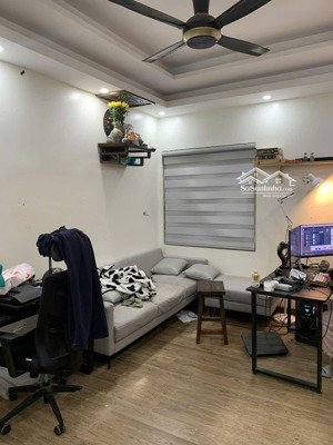 căn góc tòa ct6a cc xa la hà đông diện tích 84m2 thiết kế 3pn 2vs ban công đông nam, sổ đỏ lâu dài