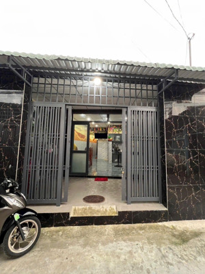 bán nhà 103m2 đ.suối sâu an tịnh trảng bàng , giá 1tỷ 1 tỷ , sổ hồng riêng , đất thổ cư