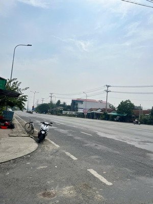 bán đất 400m2 tại xã long sơn, cần đước, long an chỉ với 8 tỷ