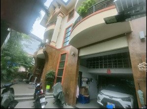 biệt thự căn góc 2 mặt tiền quận 7, đường số 16m, 3 tầng, dt: 14,5 x 16m, khu vip, giá: 70 tỷ