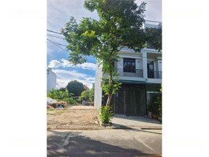 bán lô đất đường nguyễn chơn (trục thông dài, đường 7m5) view hồ. dt 85m2 giá 6ty470 lh 