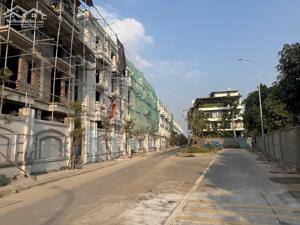 CẦN BÁN 136M2 ĐẤT TƯ ĐÌNH-LONG BIÊN MẶT NGÕ Ô TÔ -KINH DOANH X 20.8 TỶ.