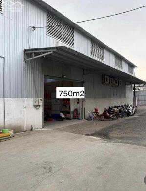 Cho thuê kho xưởng 750m2 gần Thạnh Lộc 13, UB phường Quận 12