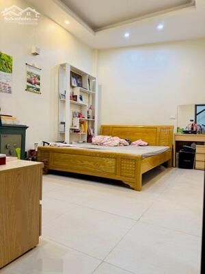 Bán nhà Hàng Cháo Trung tâm Đống Đa 1 nhà ra phố 37m 6 tầng giá 11.6 tỷ dân xây về ở ngay full công năng .