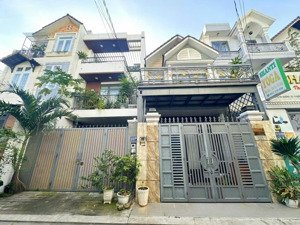 cực hiếm: nhà sát vách gigamall dòng tiền 18tr/tháng vị trí vàng thủ đức