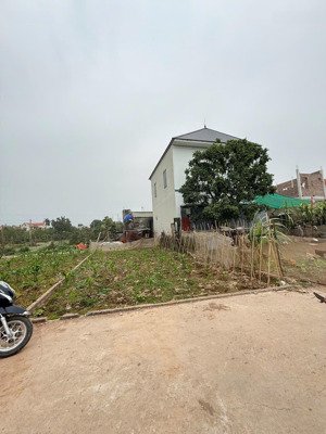 cần bán gấp đất chương dương, s=80m2, đường trước đất 4m, ô tô, sát tt hành chính, cạnh vin olympic