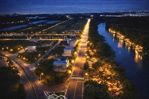 đất trung tâm thành phố hồ chí minh giá 17tr/2 , sát trường đại học quốc tế