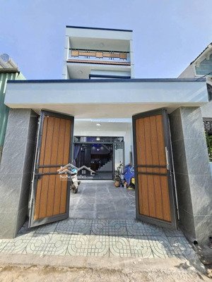 nhà lầu sân xe hơi gần đường lý thường kiệt giá 4 tỷ 500 thương lượng