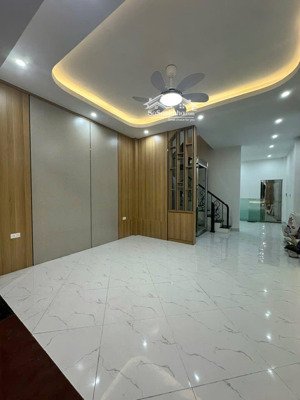 bán nhà phạm văn đồng, xuân đỉnh 38m² x 5 tầng thang máy - 2 mặt ngõ - giá tốt 9.9 tỷ